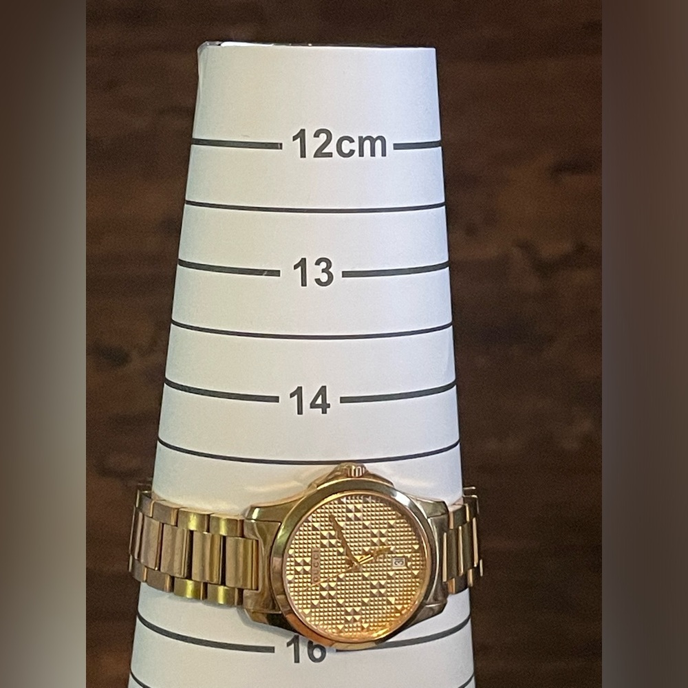 GUCCI G-Timeless 126.5 ROSE GOLD LADIES WATCH - Picture 9 of 12